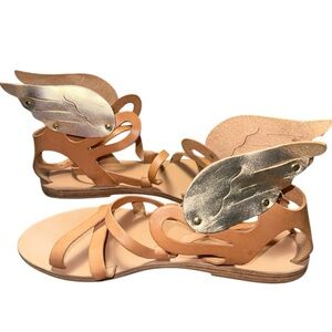 Ancient Greek Nephele natural platinum
Wing Leather Flats Sandals Gold Tan Sz 40